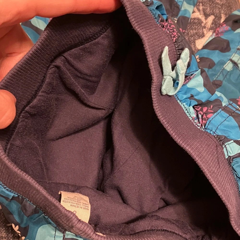Osh Kosh B’Gosh blue camouflage camo snowflake print winter lined girl’s pants 8